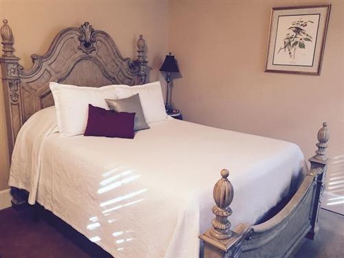 Versailles The Woodford Inn מראה חיצוני תמונה