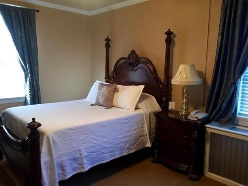 Versailles The Woodford Inn מראה חיצוני תמונה